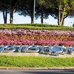 Bright With Garden דירה ביביונה