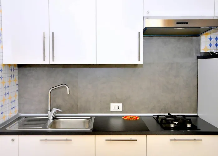 Bright With Garden 公寓 *