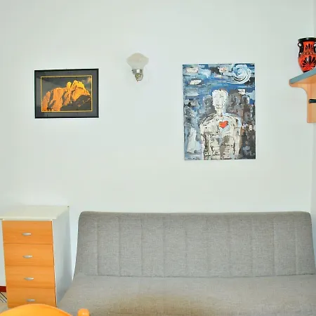 Bright With Garden Apartament *